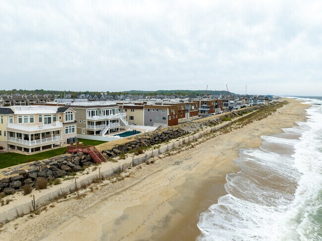 Sea Bright stretches for nearly 1.5 miles along the Jersey Shore, offering stunning ocean views and sandy beaches.