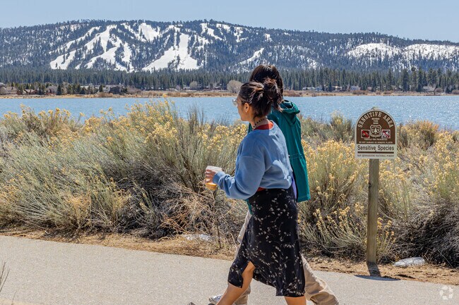 The amazing North Shore Hiking and Walking Trail takes you around Juniper Point and beyond.