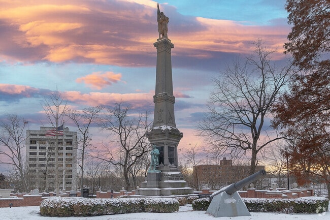 Gettysburg Shiloh Stone River memorial in the Historic Perkins neighborhood in Warren.