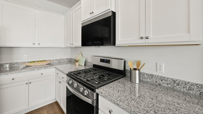 138 Yarrow Way, Moncks Corner, SC 29461 - photo 4