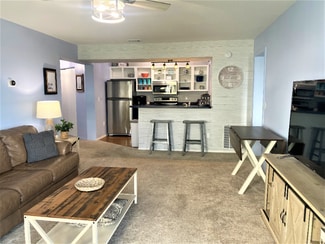 352 Clinton Reef Dr, Port Clinton, OH 43452