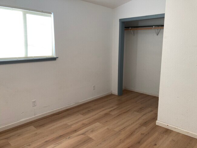 405 Newton Rd unit 427, Weott, CA 95571 - photo 7