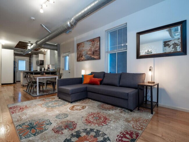 1610 Pleasant St unit ID1056042P, Cincinnati, OH 45202 - photo 2