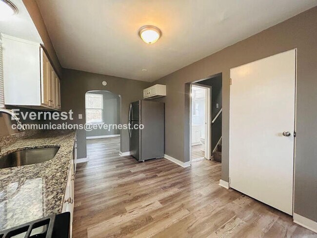 763 Shaw Ave, Monroeville, PA 15146 - photo 4