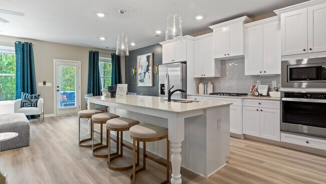 211 Linford Dr, Locust Grove, GA 30248 - photo 7