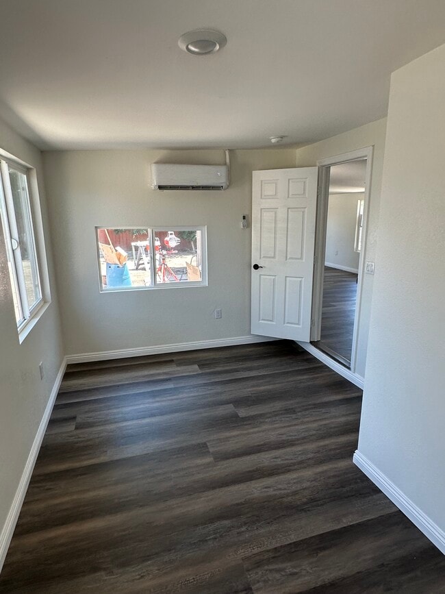 509 Beardsley Ave, Bakersfield, CA 93308 - photo 3