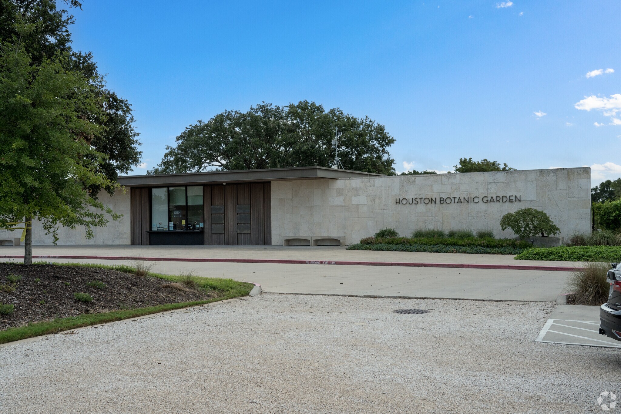 Residents and visitors can take a stroll through the Houston Botanical Gardens.