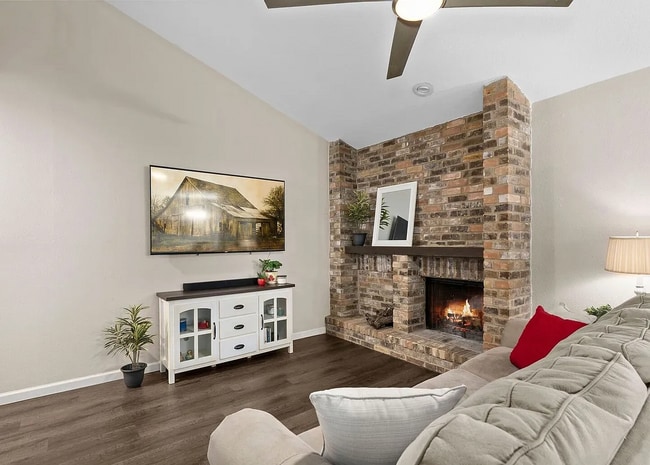 13130 Blanco Rd unit Chesapeake Condomini, San Antonio, TX 78216 - photo 3