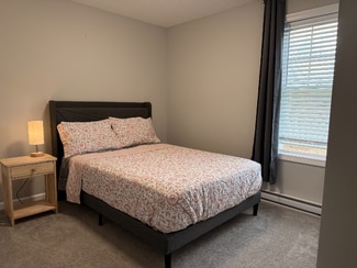 364 Buxton Rd, Saco, ME 04072