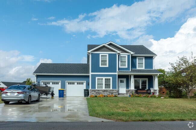 Newer builds with two car garages are a popular option for buyers in Lantern-Pearwood-Keller.