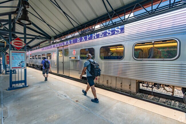 Burke Center VRE connects Farrs Corner residents to Washington, D.C.