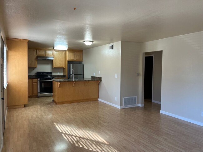 5489 Judith St unit 1, San Jose, CA 95123 - photo 2