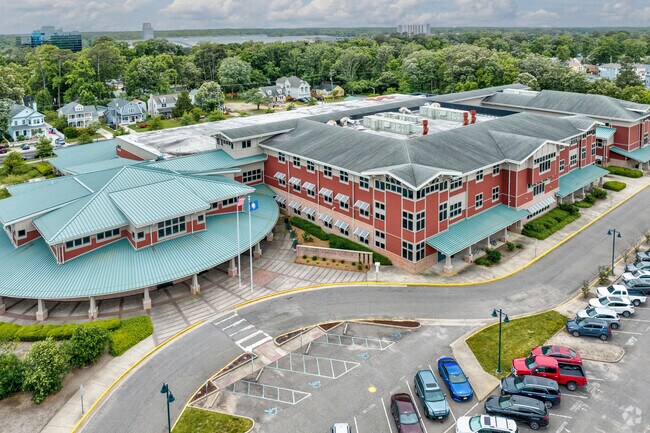 Virginia Beach Middle School was designed to complement the the old beach neighborhoods.