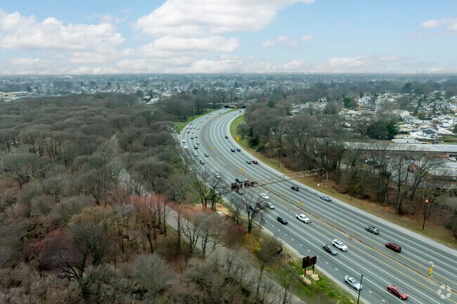 The Belt Parkway offers quick and easy access to NYC and all points east.