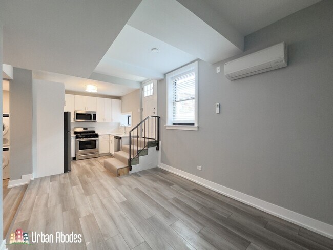 3941 N Janssen Ave unit A04C, Chicago, IL 60613 - photo 6