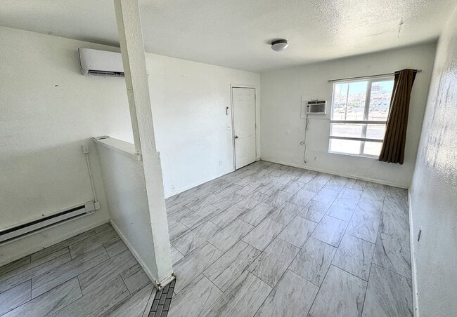 2525 E Monroe St unit 2, Phoenix, AZ 85034 - photo 6