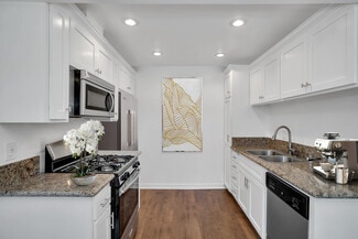 18832 Florida St, Huntington Beach, CA 92648