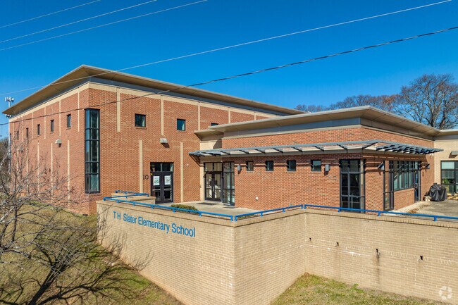 Slater Elementary School is rated a C- on Niche.