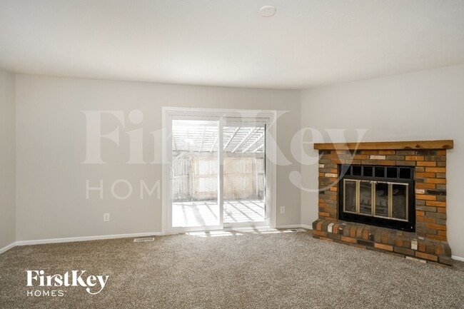 5717 Simmul Ln, Indianapolis, IN 46221 - photo 2