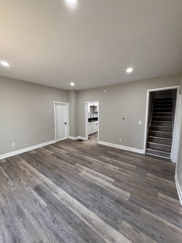 541 W Auburn Ave, Bellefontaine, OH 43311 - photo 3