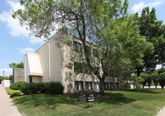 48 27th Ave SE, Minneapolis, MN 55414