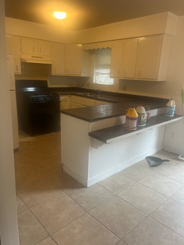 9345 W Longview Pkwy, Kansas City, MO 64138