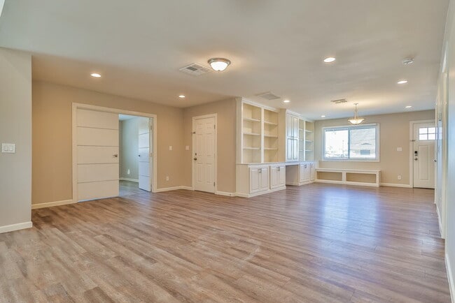 825 W 19th St, Tempe, AZ 85281 - photo 3