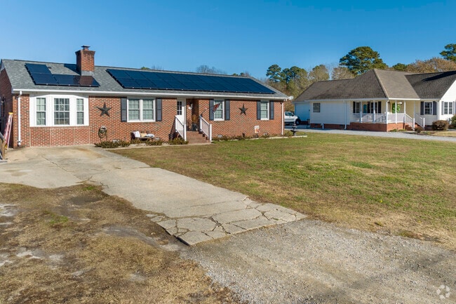The streets of Windsor are lined with beautiful ranch-style homes.