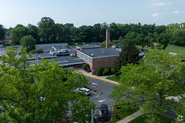 Ridgeway Elementary School prepares students for middle school.