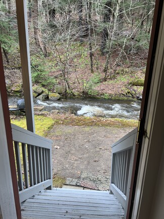313 Main St Unit 2, Marlborough, NH 03455