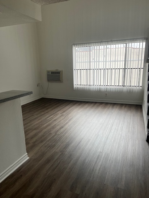 2928 Leeward Ave unit 104, Los Angeles, CA 90005 - photo 1