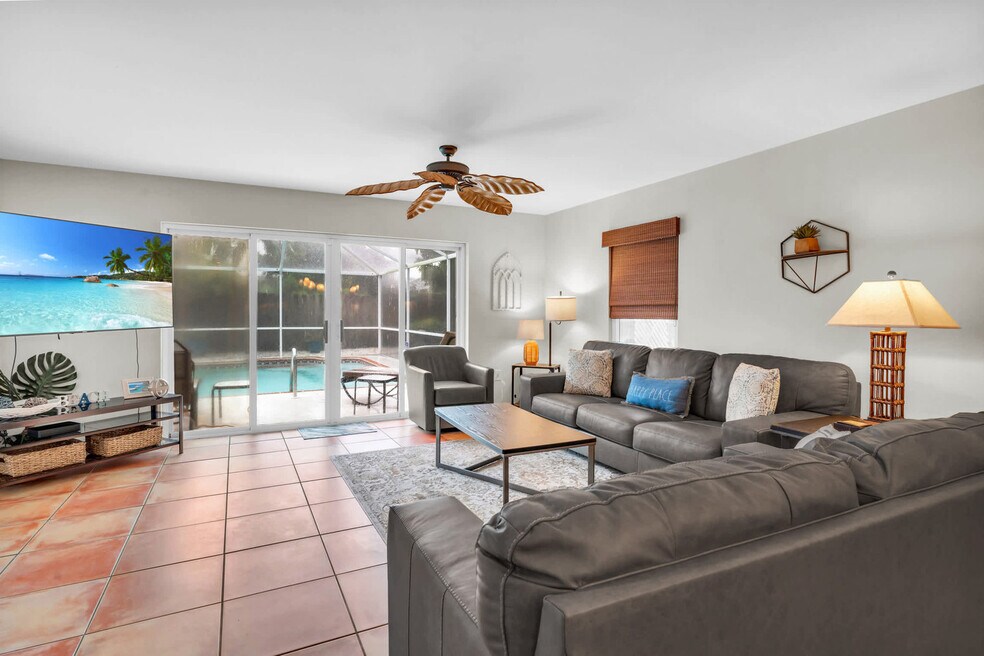 650 93rd Ave N unit ID1073498P, Naples, FL 34108 - photo 1