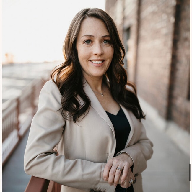 Agent Photo