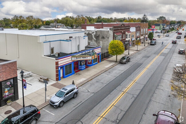 Downtown Garrett has a small town charm and extra wide streets.