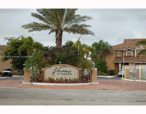 2201 SW 80th Terrace, Miramar, FL 33025 - photo 1