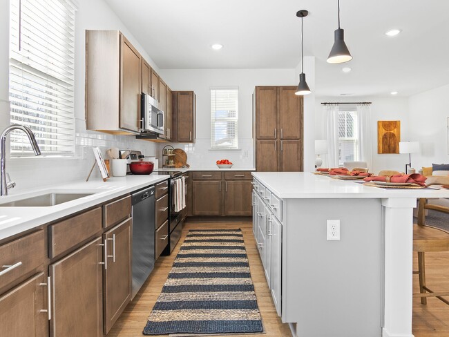 1BR, 1BA - 824SF - Kitchen