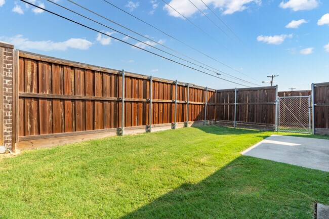 301 W Panther Way unit 1302, Hewitt, TX 76643 - photo 5