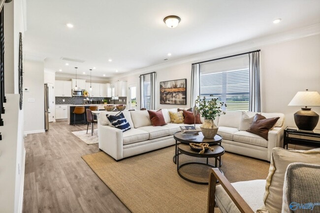 7314 Pine Run SE, Owens Cross Roads, AL 35763 - photo 2