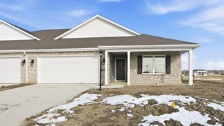 1010 Butler Lake Ct, Fort Wayne, IN 46818