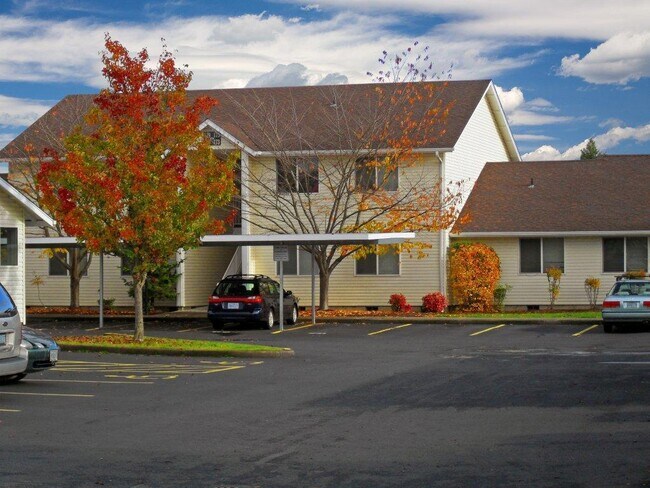 020-Creekside Apartments, Independence, OR 97351 - photo 2