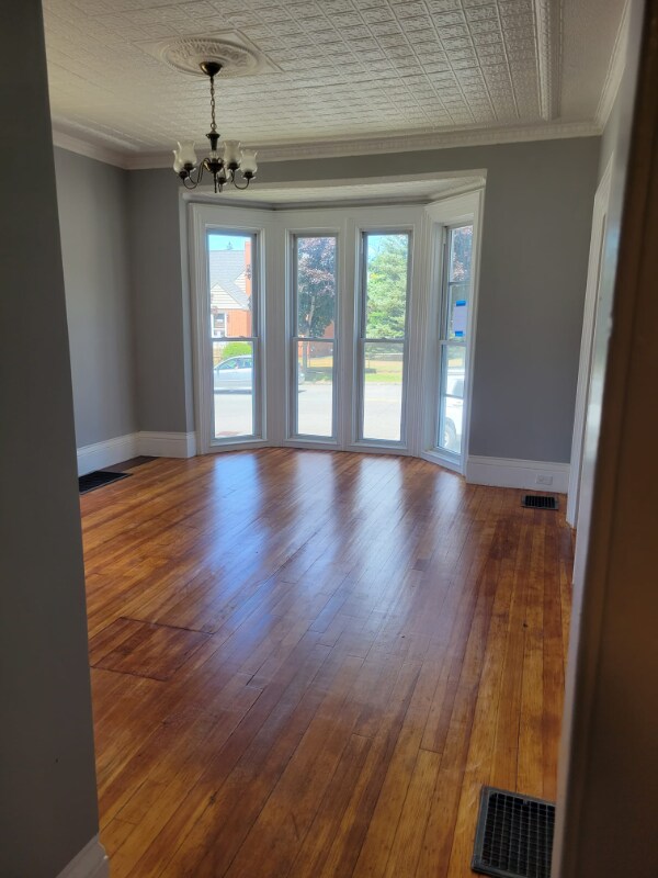 427 Hanover St, Manchester, NH 03104