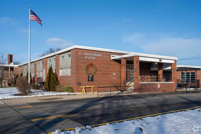 St. Christopher Catholic School in Midlothian, IL is for students in grades K-5th.