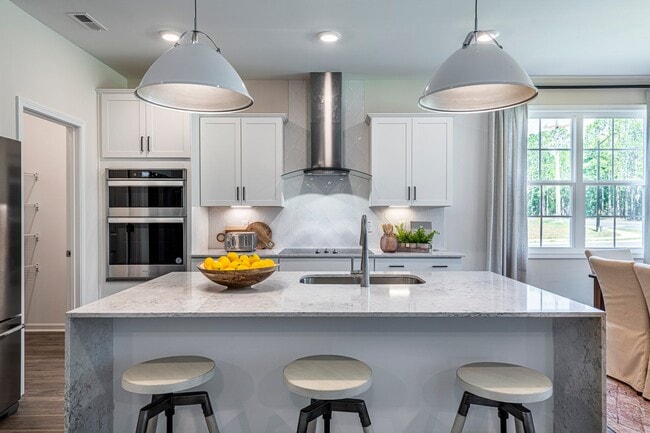 2011 Upland Ln, Durham, NC 27712 - photo 6