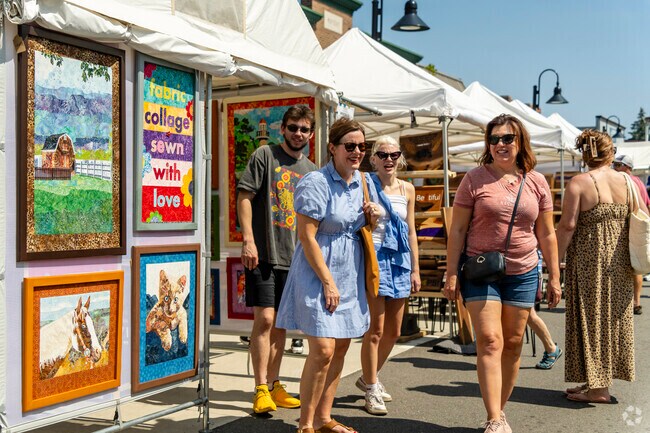 Brighton Street Art Fair showcases the talents of local and national artists.