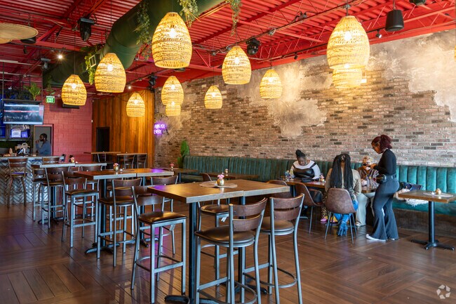 Guava is a delightful Caribbean restaurant in Cradock, serving authentic flavors and creativity.