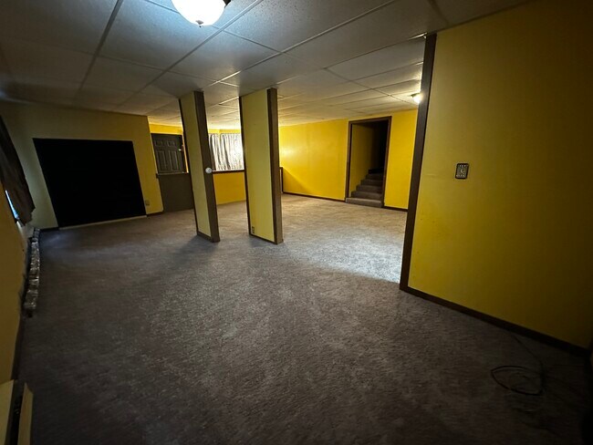 1st floor living room Angle 4