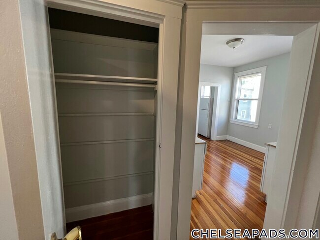 48-50-50 Clark Ave unit 3R, Chelsea, MA 02150 - photo 5