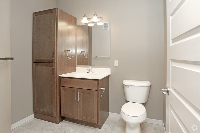 2BR, 1BA