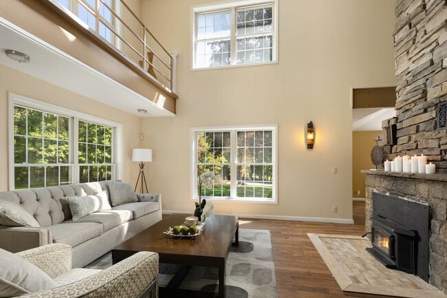 338 Clove Rd unit ID1056821P, Monroe, NY 10950 - photo 3