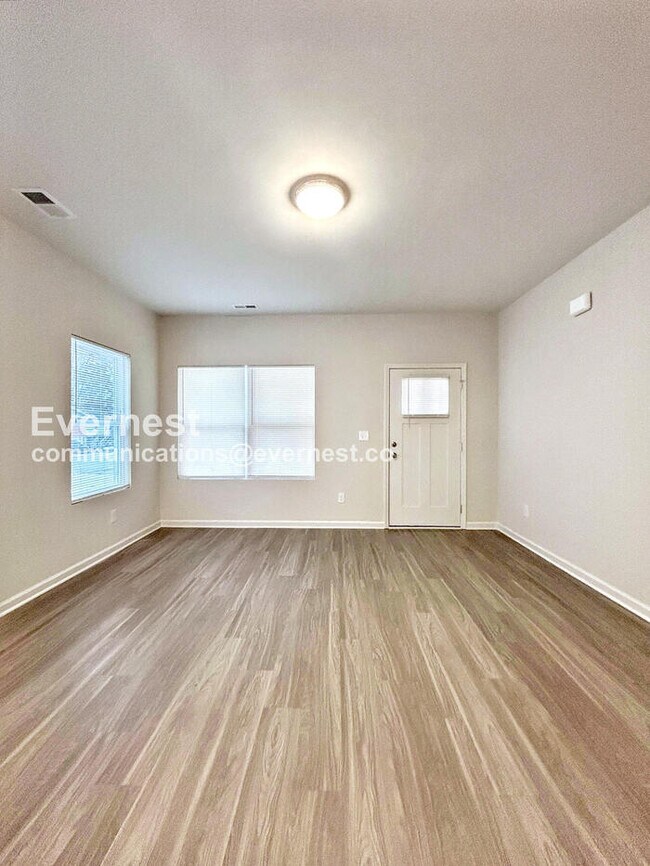 314 N Correll St, Landis, NC 28088 - photo 3